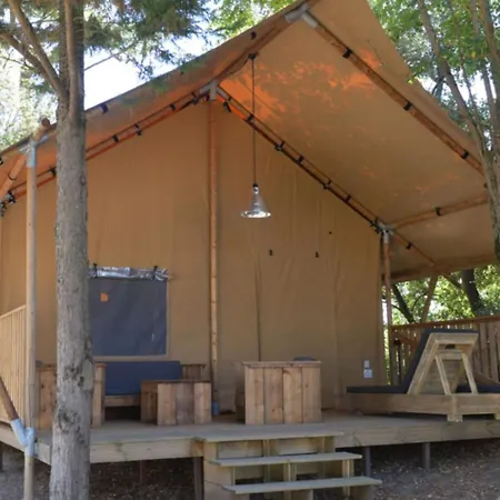 Camping Les Pins D'oléron *