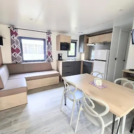 مكان تخييم De La Oleron
