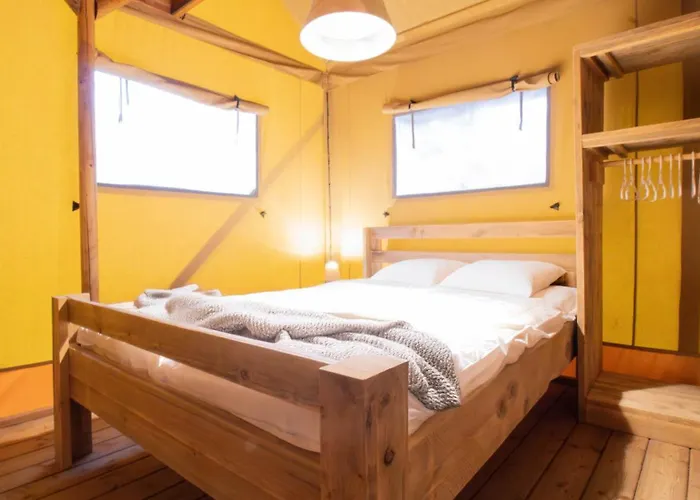 Camping Les Pins D'oléron Grand-Village-Plage