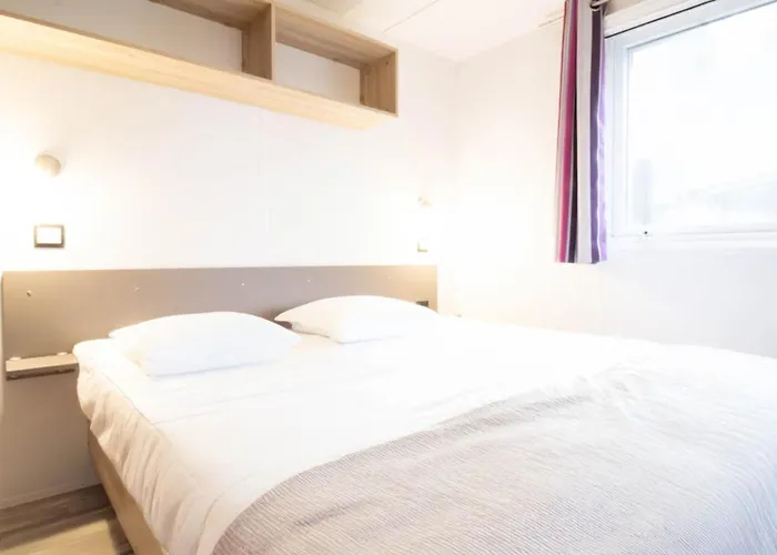 Les Pins D'oléron Camping Grand-Village-Plage