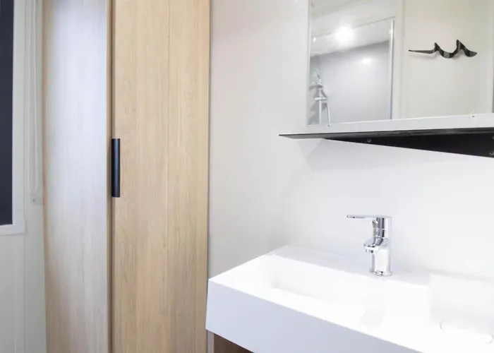 Les Pins D'oléron Camping *